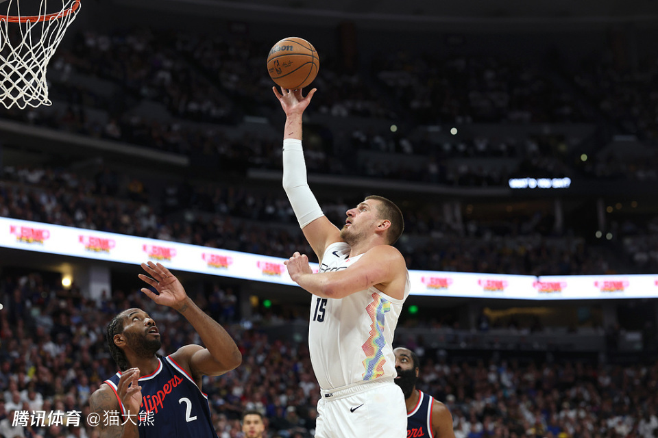 九游娱乐- 穆雷打快船 