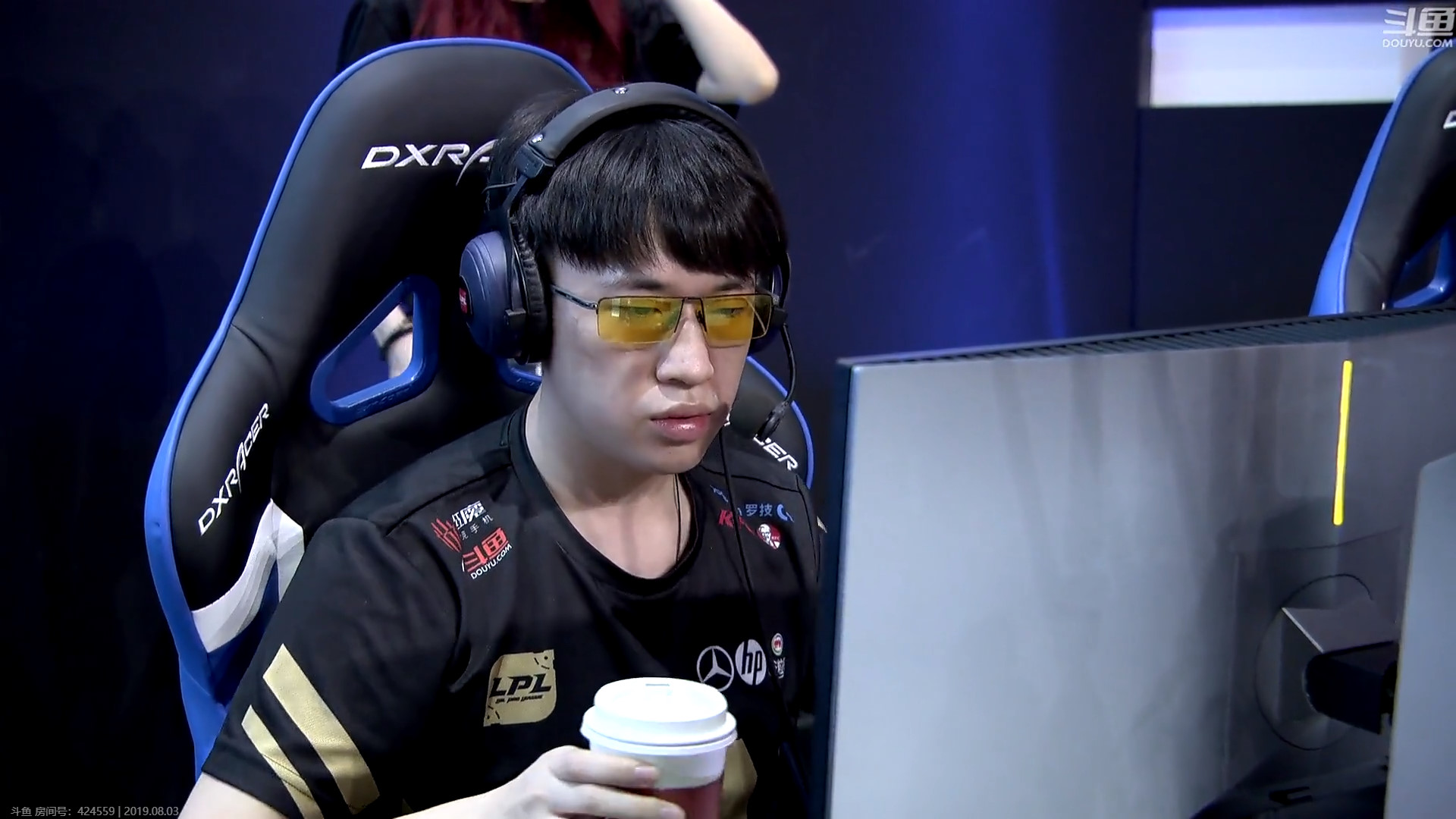 九游-包含Uzi在瑞士队比赛中突破纪录，逆转引发热议！的词条